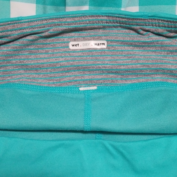 Like New! Lululemon Lagoon Checkered Skort - Picture 7 of 8